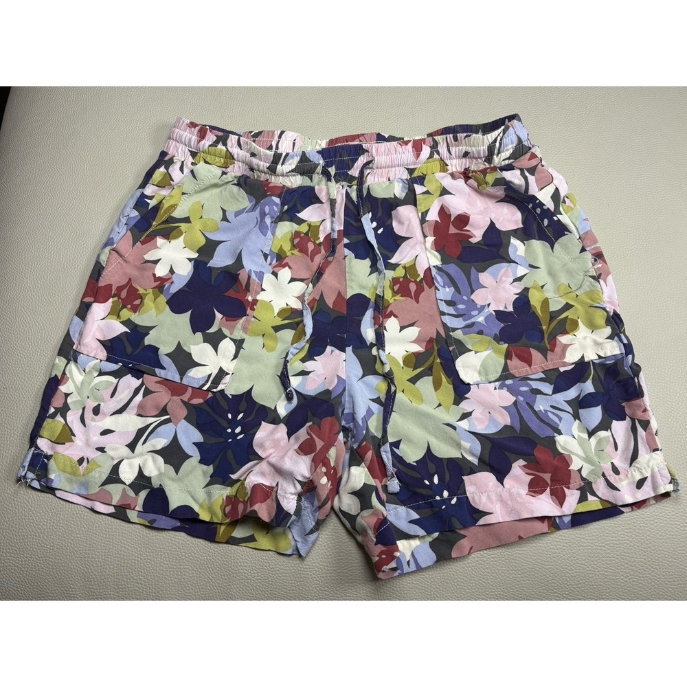 Women's size small Royalty for Me flower rayon shorts EUC.